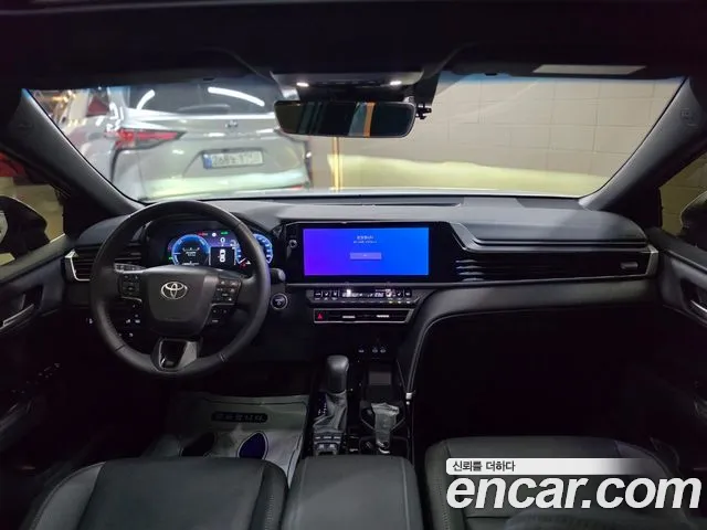 Toyota Camry — интерьер