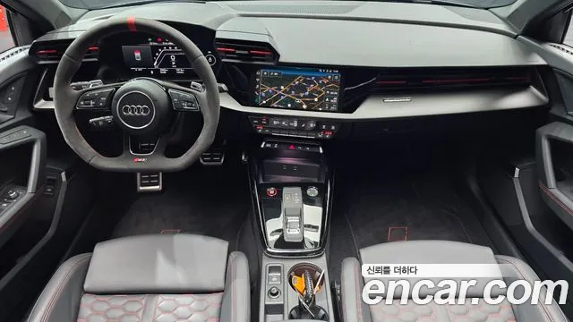 Audi RS3 — интерьер