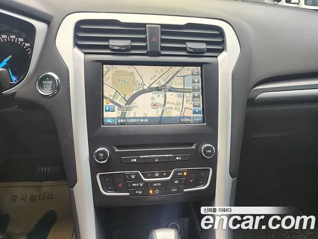 Ford Mondeo — интерьер