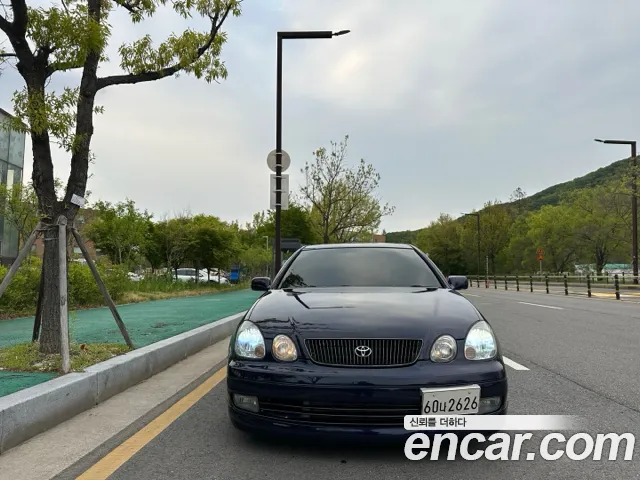 Toyota Aristo — экстерьер