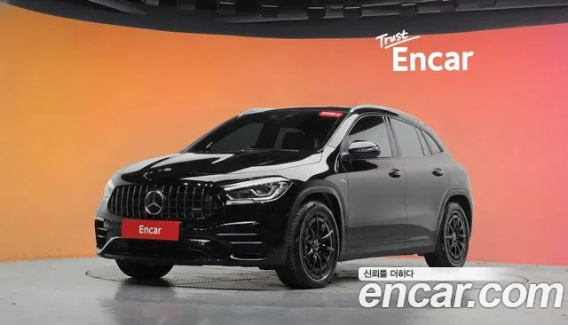 Mercedes-Benz GLA-класс