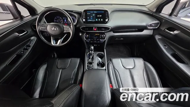 Hyundai Santa Fe — интерьер