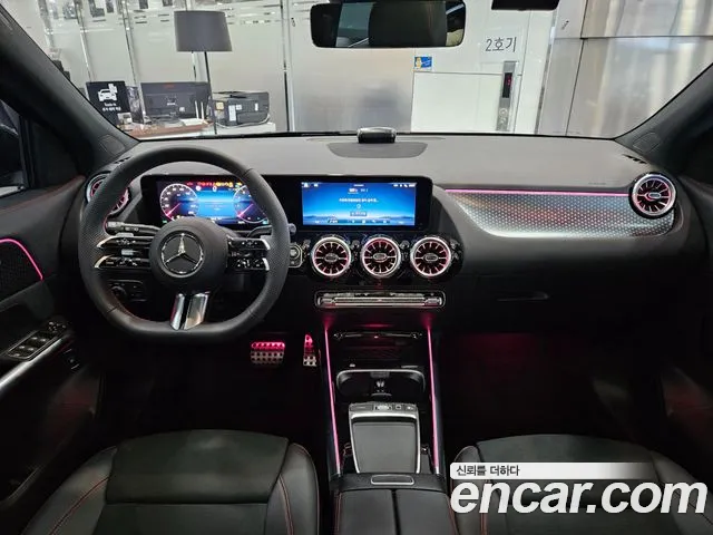 Mercedes-Benz GLA-класс — интерьер