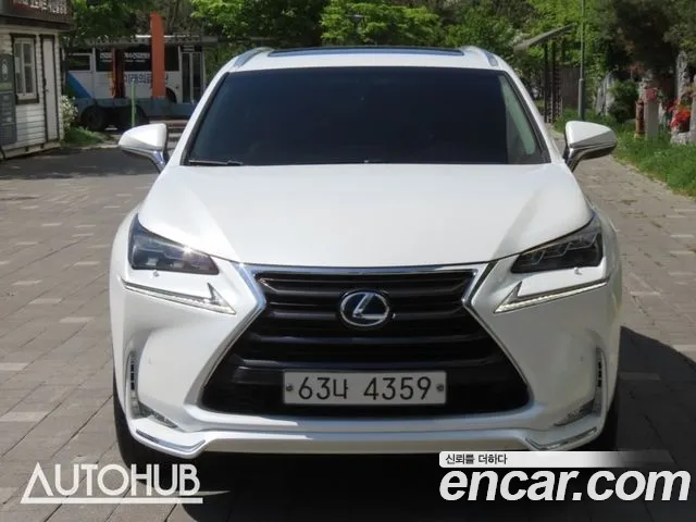 Lexus NX — экстерьер