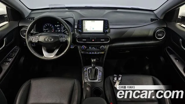 Hyundai Kona — интерьер