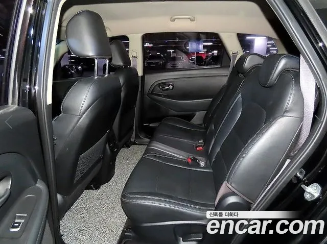 Kia Carens — интерьер