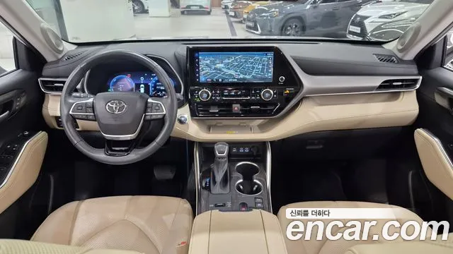 Toyota Highlander — интерьер