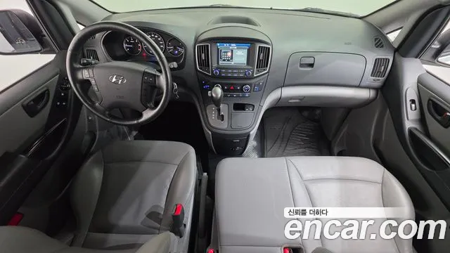 Hyundai Starex — интерьер