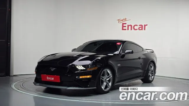 Ford Mustang — экстерьер
