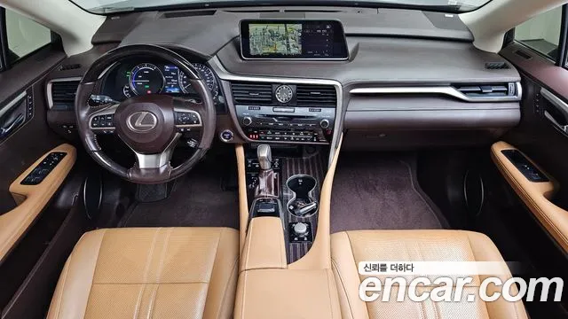 Lexus RX — интерьер