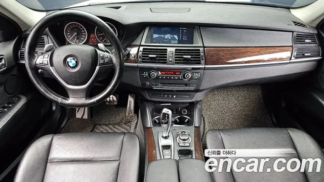 BMW X6 — интерьер