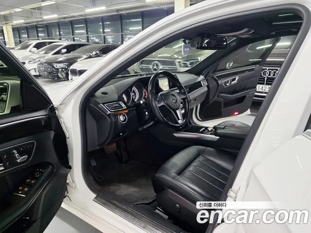 Mercedes-Benz E-класс — интерьер