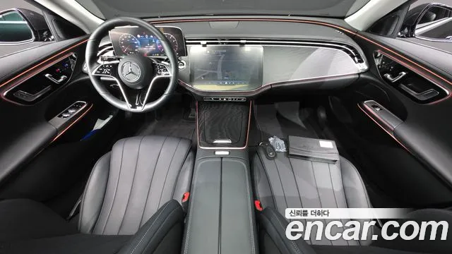 Mercedes-Benz E-класс — интерьер