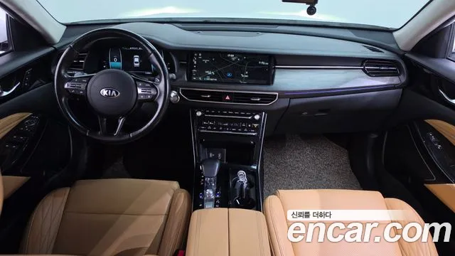 Kia K7 — интерьер