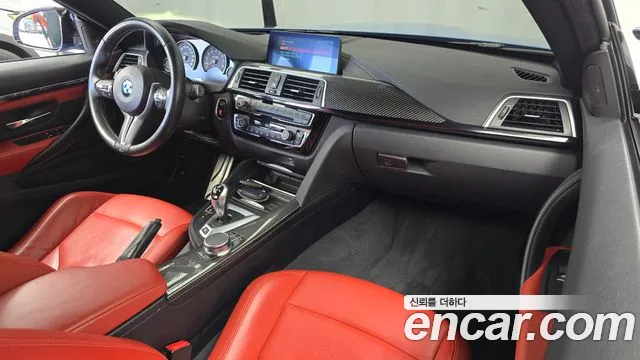 BMW M4 — интерьер