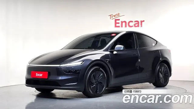 Tesla Model Y — экстерьер