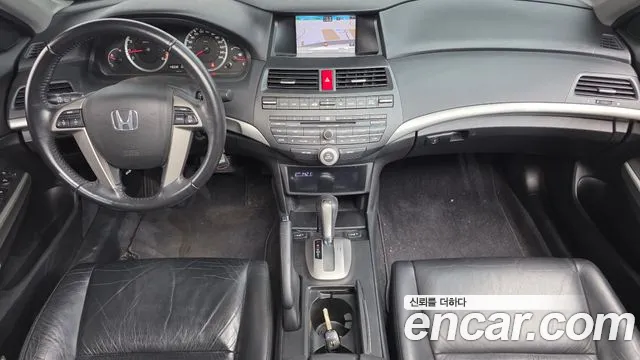Honda Accord — интерьер