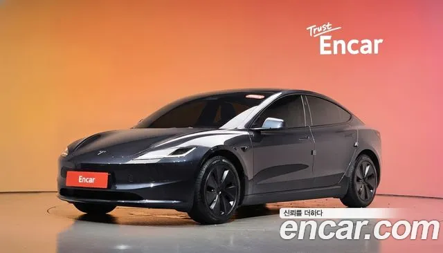 Tesla Model 3 — экстерьер