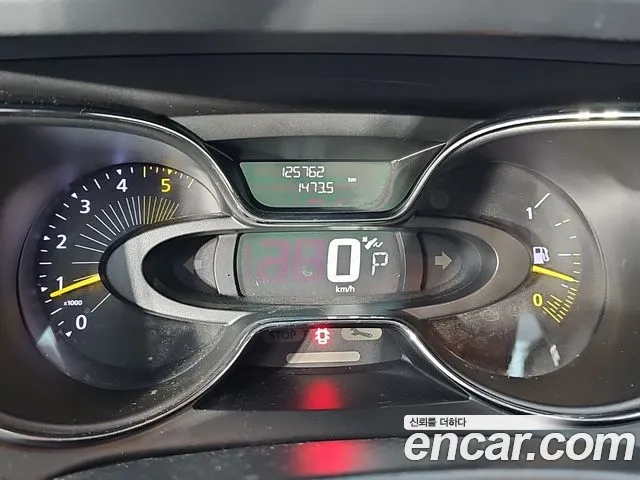 Renault Korea QM3 — интерьер