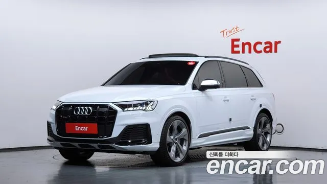 Audi SQ7 — экстерьер