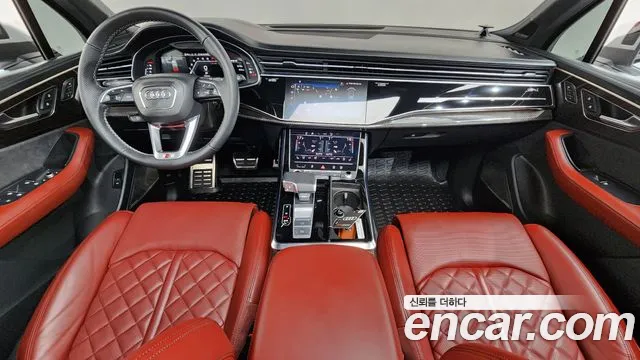 Audi SQ7 — интерьер