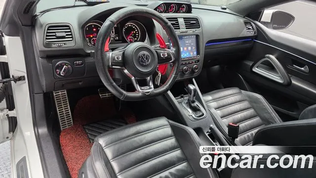 Volkswagen Scirocco — интерьер