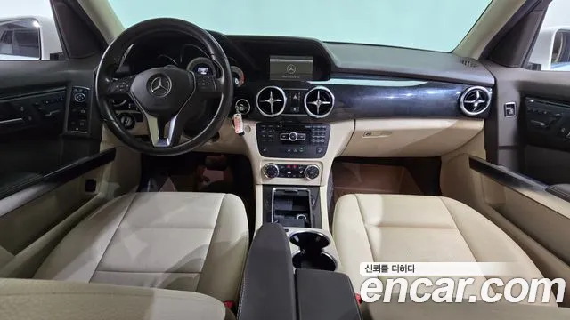 Mercedes-Benz GLK-класс — интерьер