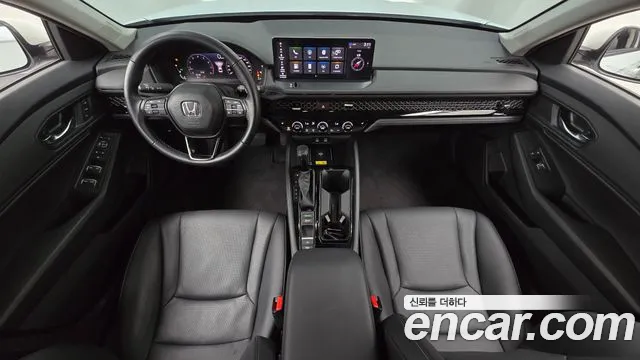Honda Accord — интерьер