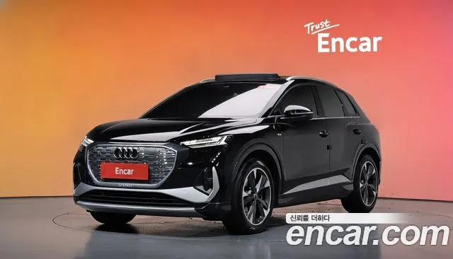 Audi Q4 e-tron — экстерьер
