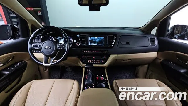 Kia Carnival — интерьер