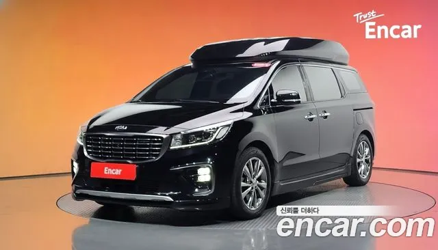 Kia Carnival — экстерьер