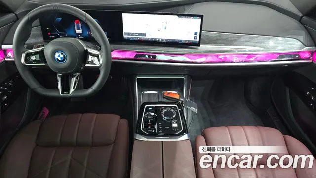 BMW i7 — интерьер