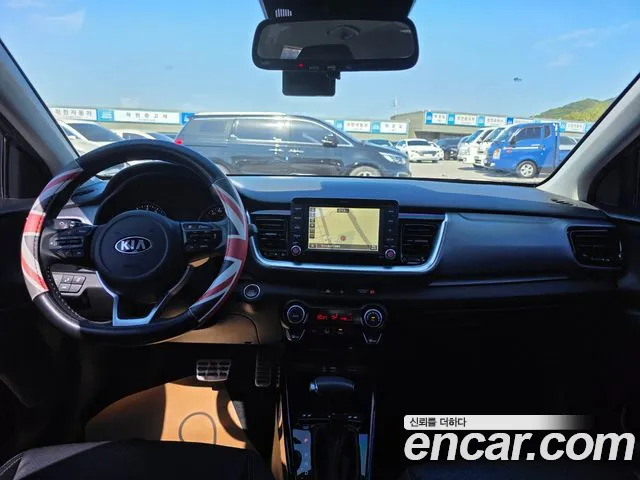 Kia Stonic — интерьер