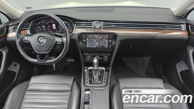 Volkswagen Passat — интерьер