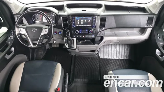 Hyundai Solati — интерьер