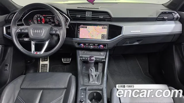 Audi Q3 — интерьер
