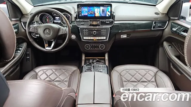 Mercedes-Benz GLS-класс — интерьер