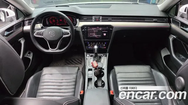 Volkswagen Passat — интерьер