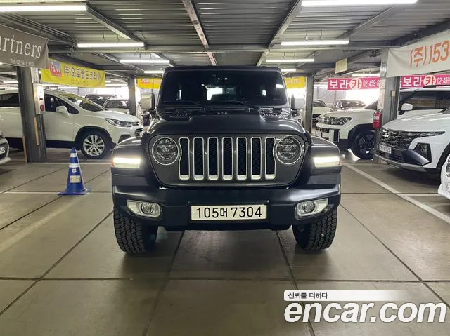 Jeep Wrangler — экстерьер