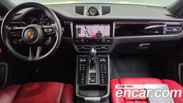 Porsche Macan — интерьер