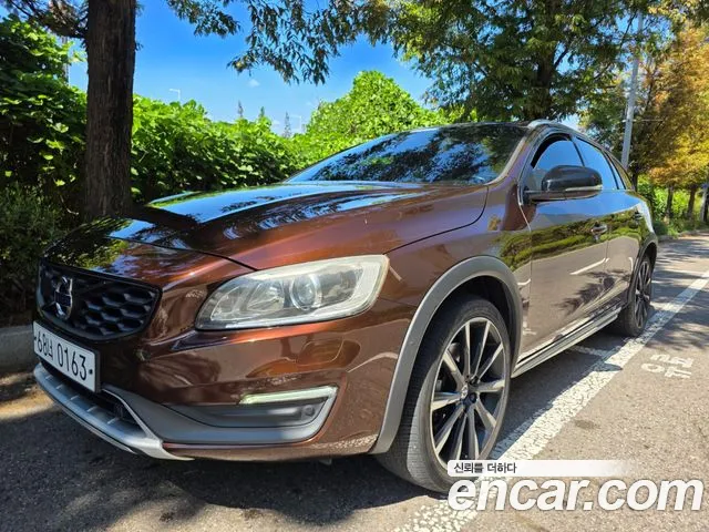 Volvo V60 — экстерьер
