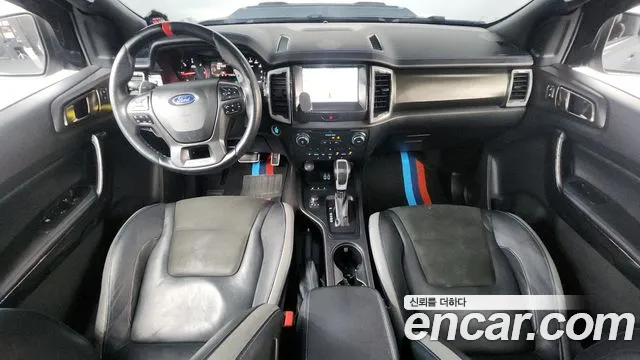 Ford Ranger — интерьер