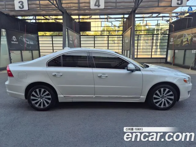 Volvo S80 — интерьер