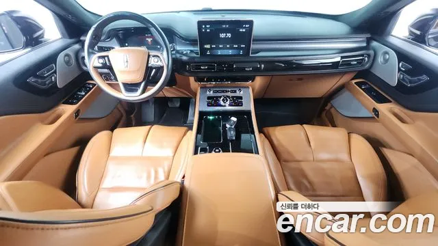 Lincoln Aviator — интерьер