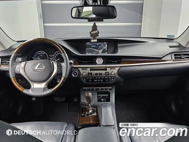 Lexus ES — интерьер