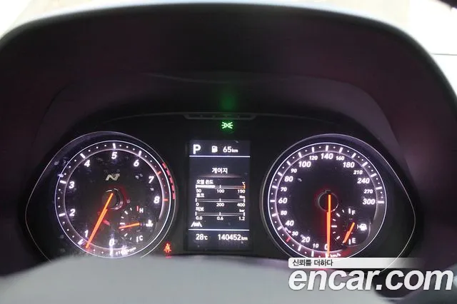 Hyundai Veloster — интерьер
