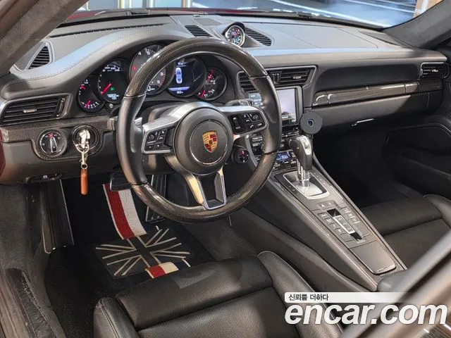 Porsche 911 — интерьер