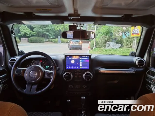 Jeep Wrangler — интерьер