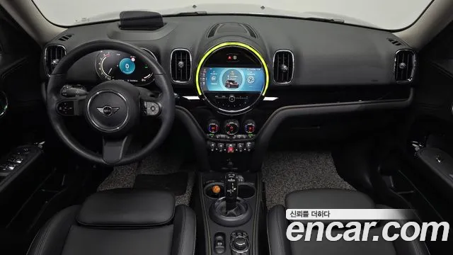 MINI Countryman — интерьер