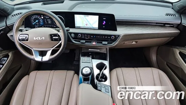 Kia K8 — интерьер